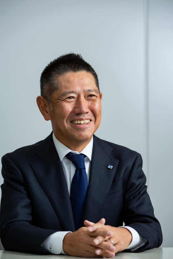 強いチームは共通の土台を作った上で聞く耳を持ちスタッフの能力を最大限に生かすこと