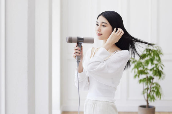 未来型ドライヤーでゲストの満足度を向上！超軽量＆ハイスペックのKINUJOでホテルの新しい常識を創造 KINUJO Hair Dryer